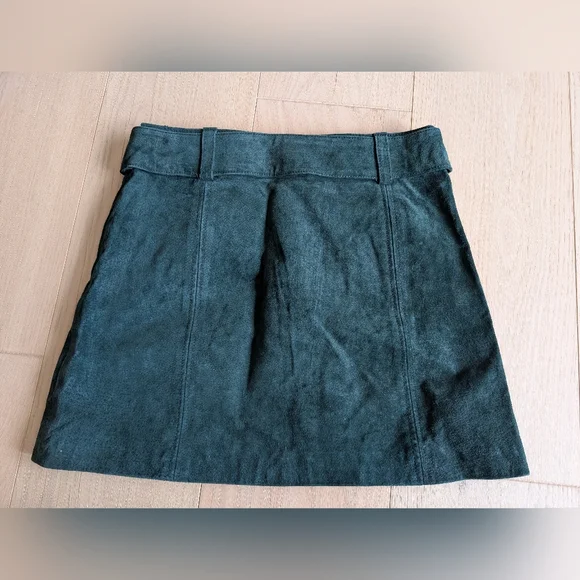 Zara Dark Green Suede A-Line Skirt. Size Small. - Picture 3 of 5